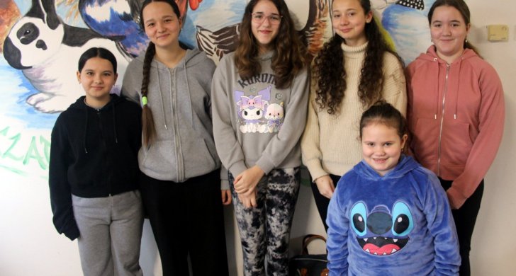 mlade chovatelky.JPG